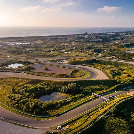 Het Zomerhuis Family *