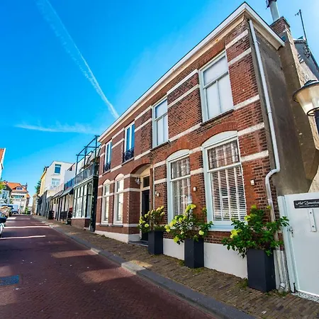 Het Zomerhuis Family *