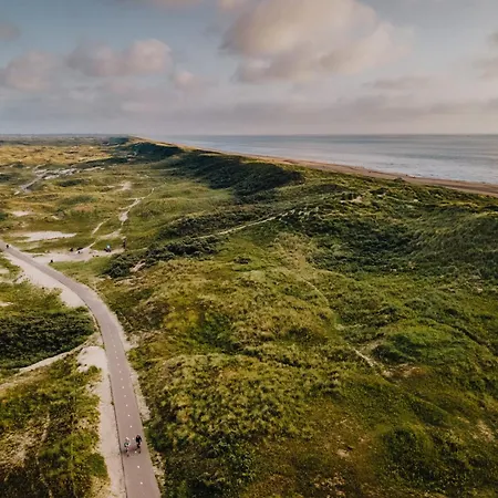 Het Zomerhuis Family