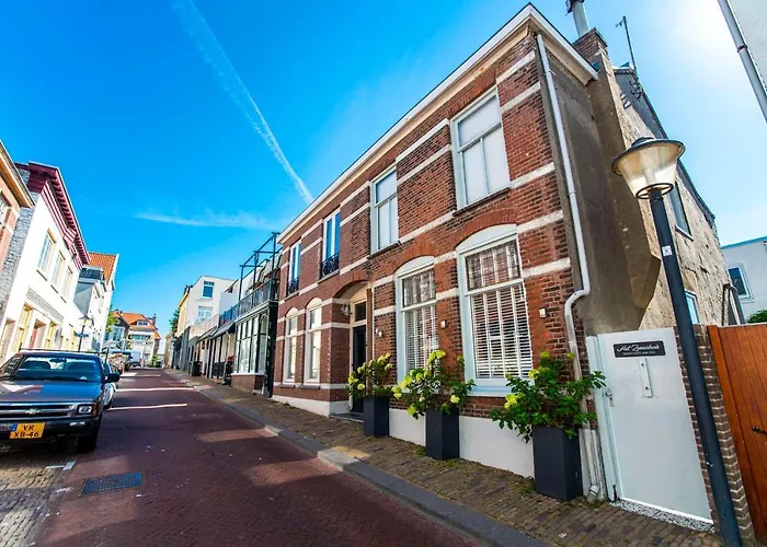 Het Zomerhuis Family *